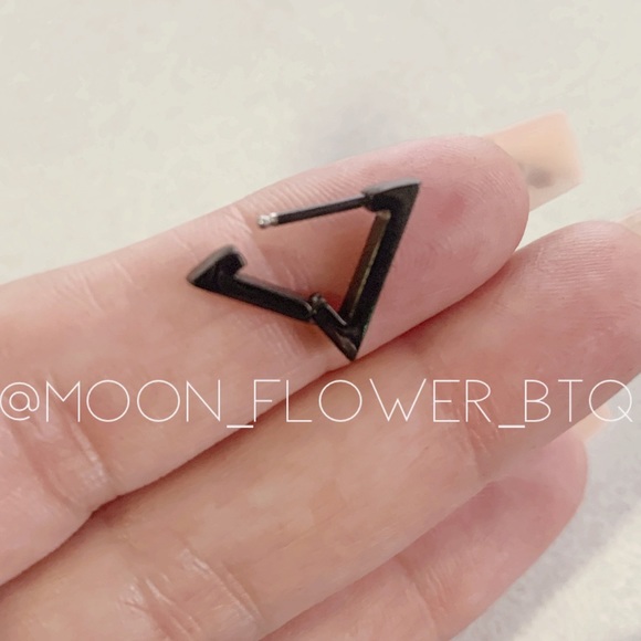 Punk Goth Triangle Huggie Hoop Earrings - Picture 5 of 10